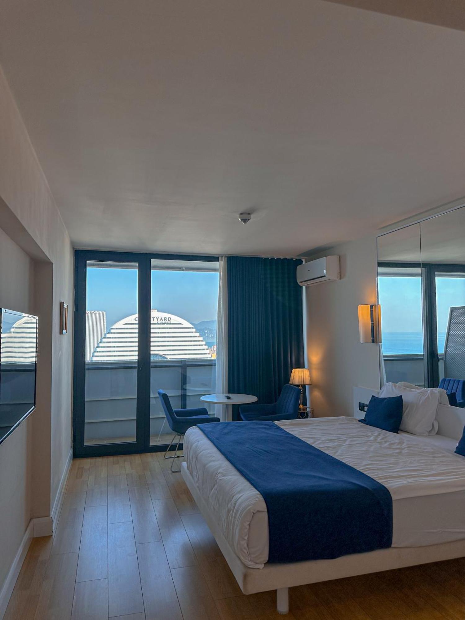 Batumi Floor40 Hotel Exterior foto